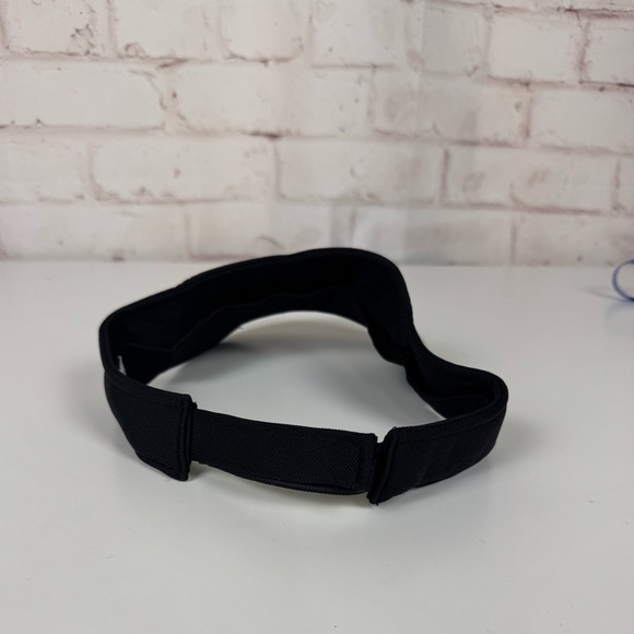 Chick-Fil-A Sun Visor Adjustable Strapback Hat Casual Uniform Unisex - NEW - Picture 2 of 4